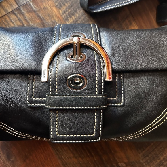 *COACH* Handbag - Picture 2 of 8